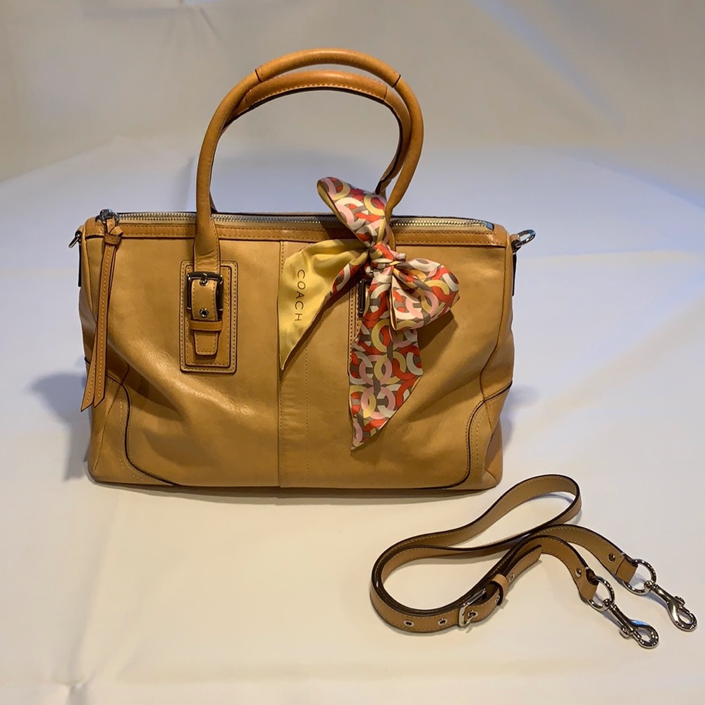 Tan Coach Tote with crossbody strap